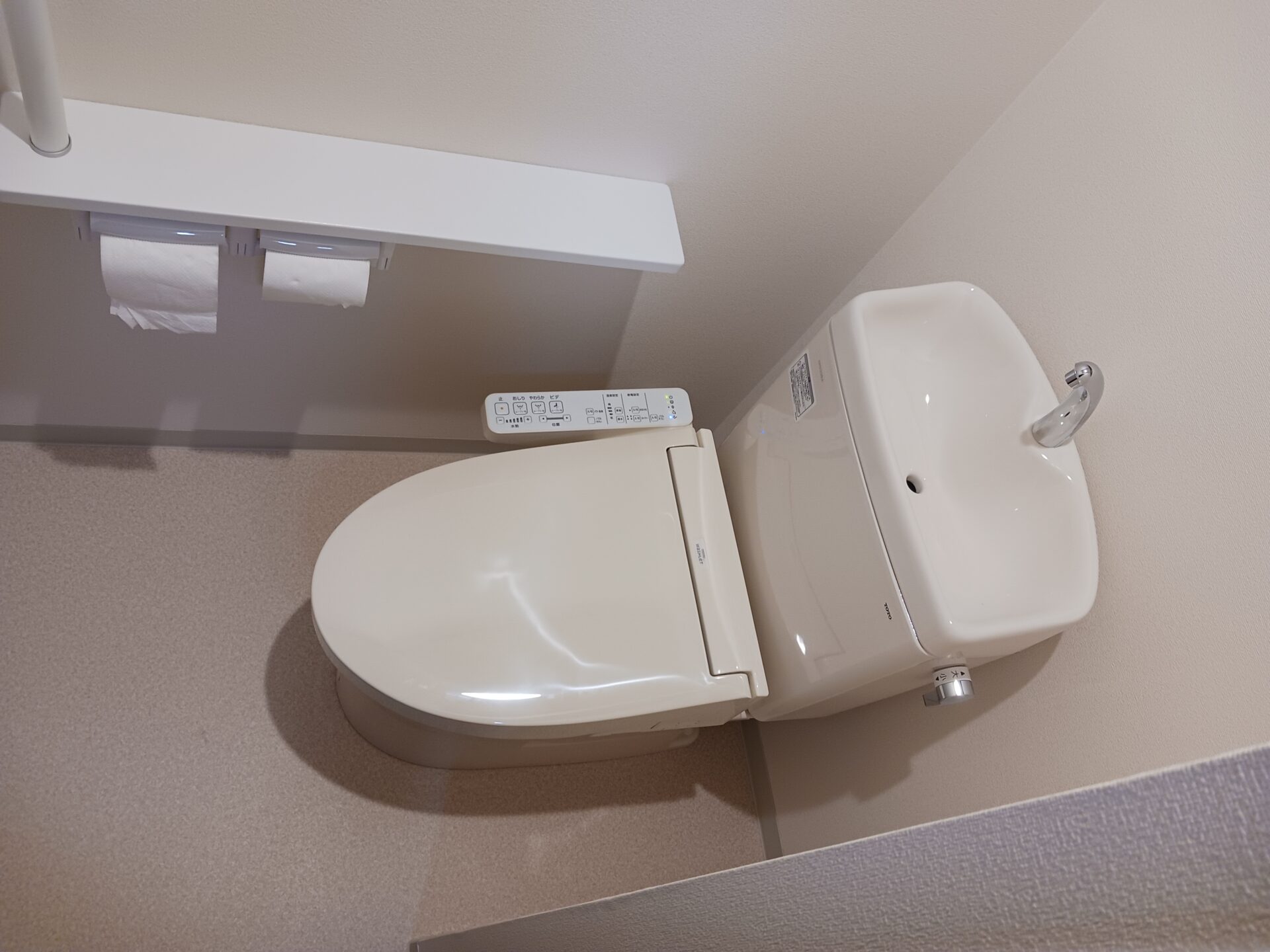 トイレ取替工事